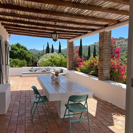 Feriehus Charming In Silves